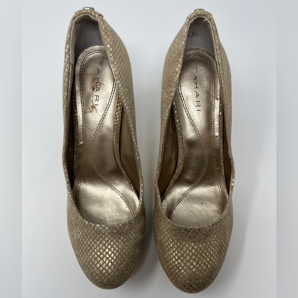Tahari Gold Platform Heels Size 7.5 - Picture 2 of 9